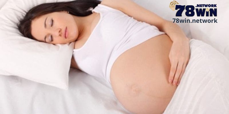 Nằm mơ thấy người khác có bầu đánh lô gì, số mấy?